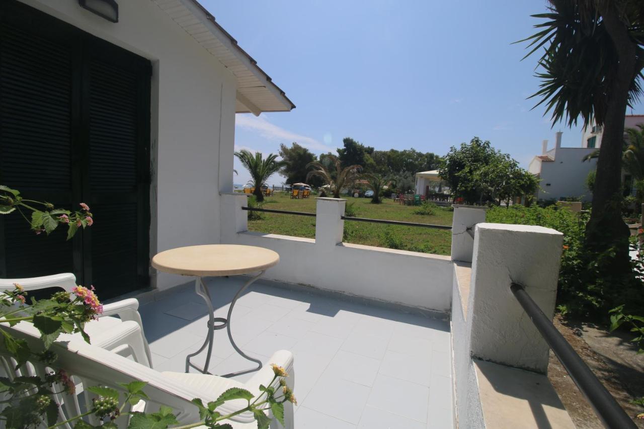 Utopia Kavos Exterior photo